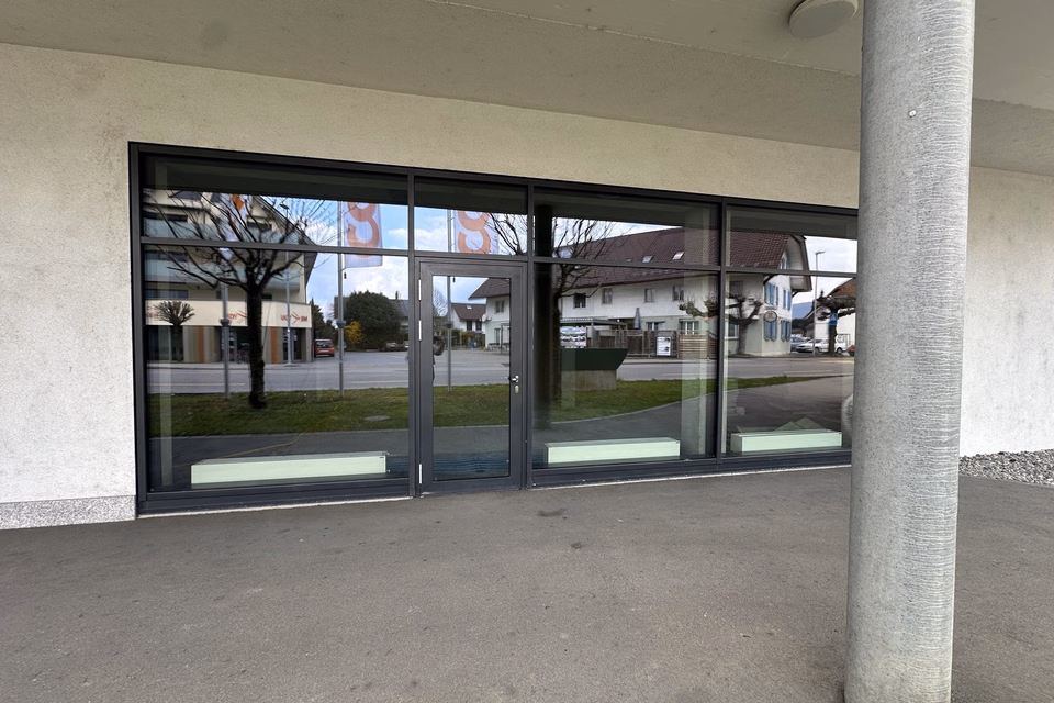 Attraktive Gewerbeflächen im lebendigen Zentrum von Studen BE  ideale Lage für Ihren Geschäftserfolg, Wydenpark 1-7, Hauptstrasse, 2557 Studen, Bern, CH