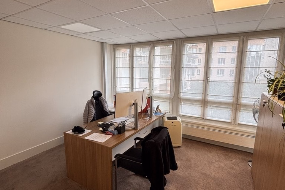 Don't miss out! Large commercial space in Nyon, Les Fontaines L (Fontaine, 1260 Nyon, Vaud, CH