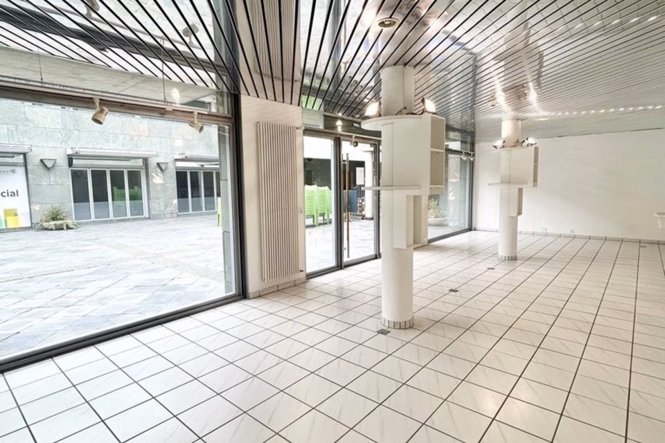 Arcade im Stadtzentrum von Sierre zu vermieten, sofort oder nach Vereinbarung, Avenue du Rothorn, 3960 Sierre, Valais/Wallis, CH