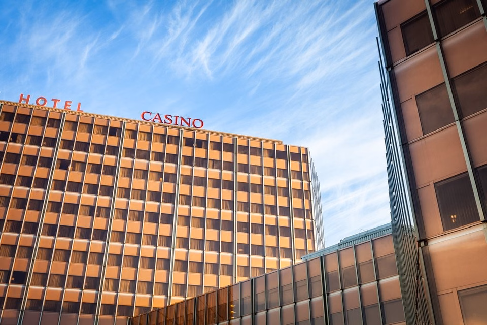 Ground-floor office space, Route de Pré-Bois, 1215 Genève, Geneva, CH