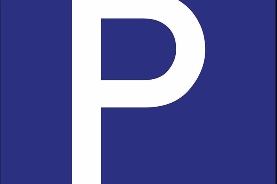 Cercate un parcheggio per moto?, Herweg 18, 20, 22,, 8708 Männedorf, Zurich, CH