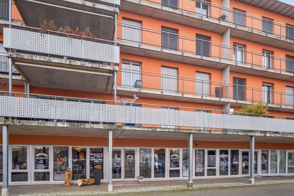 La vostra attività - la nostra location@Dietlikon, Aufwiesenstrasse, 8305 Dietlikon, ZH, CH
