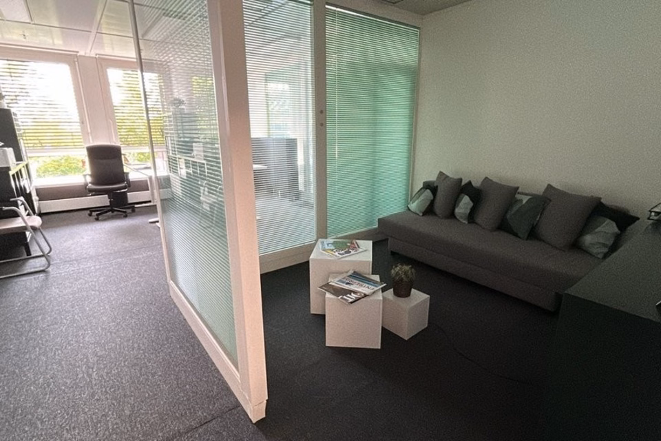Bürofläche 60 m² - 3. Stock, Avenue des Morgines, 1213 Petit-Lancy, Geneva, CH