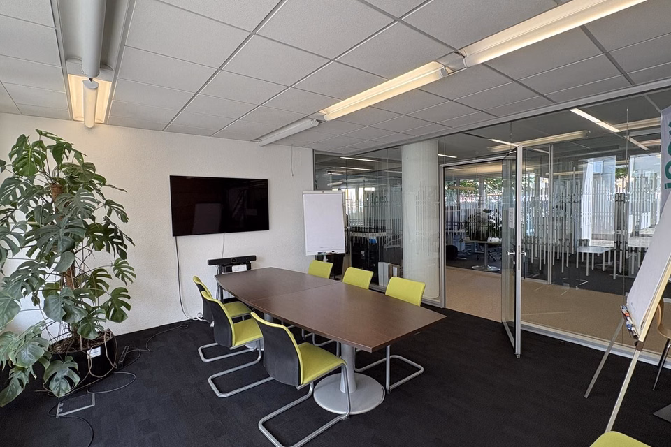 Attractive, fitted office space in a central location in Wallisellen, Alte Winterthurerstrasse, 8304 Wallisellen, Zurich, CH
