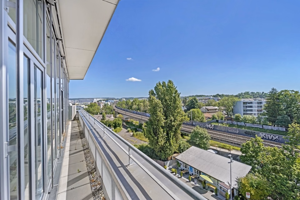Exklusive Bürofläche mit Panoramaterrasse - Ihre Aussicht auf Erfolg!, Europa-Strasse, 8152 Glattbrugg, Zurich, CH
