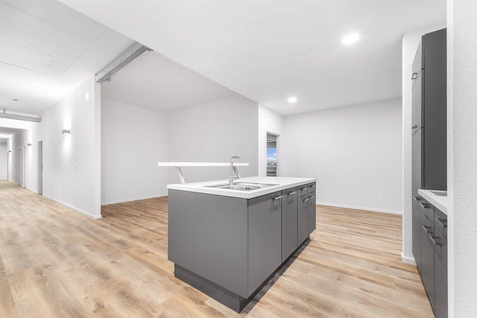 *RENT PROMOTION* Your new move-in ready office with a 2-month rent-free period!, Im Schossacher, 8600 Dübendorf, Zurich, CH