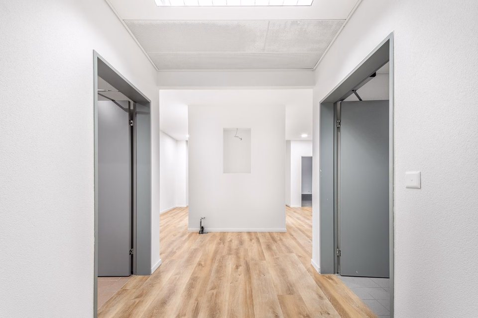 *RENT PROMOTION* Your new move-in ready office with a 2-month rent-free period!, Im Schossacher, 8600 Dübendorf, Zurich, CH
