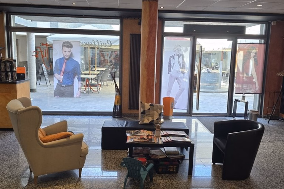 Locale commerciale nel centro di Sierre in affitto a partire dal 01.01.2027, Avenue du Rothorn, 3960 Sierre, Valais/Wallis, CH