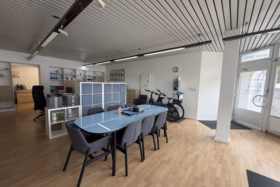 Attraktives Ladenlokal direkt am Kreisel!, Kantonsstrasse, 6048 Horw, LU, CH