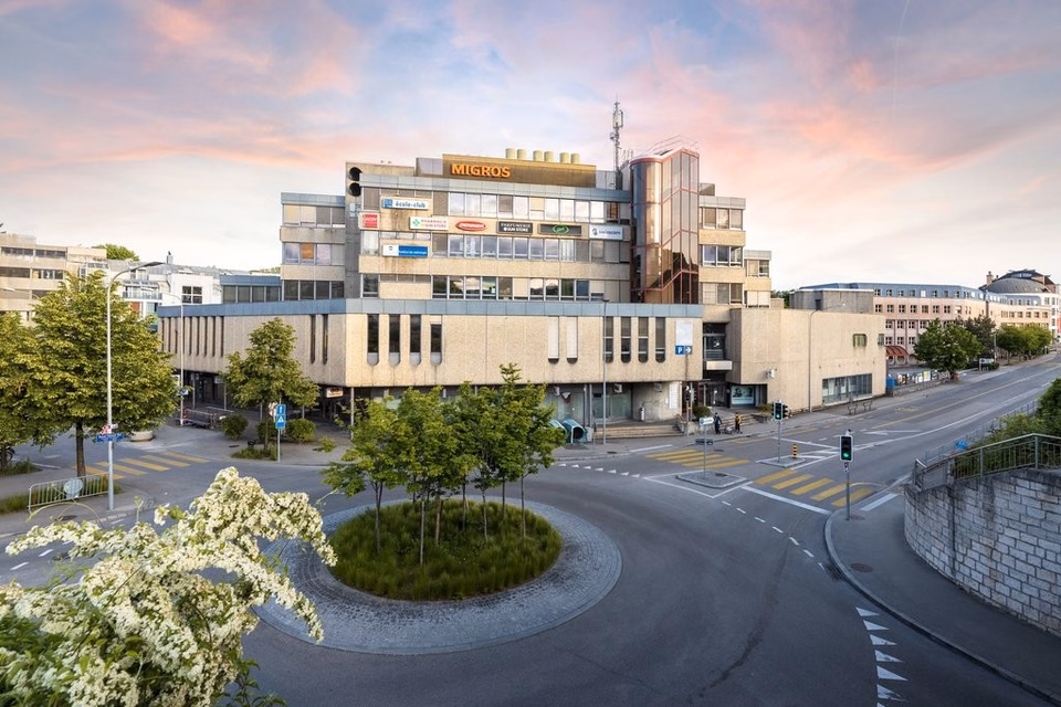 Bureaux lumineux au coeur de Nyon, Avenue Reverdil, 1260 Nyon, Vaud, CH