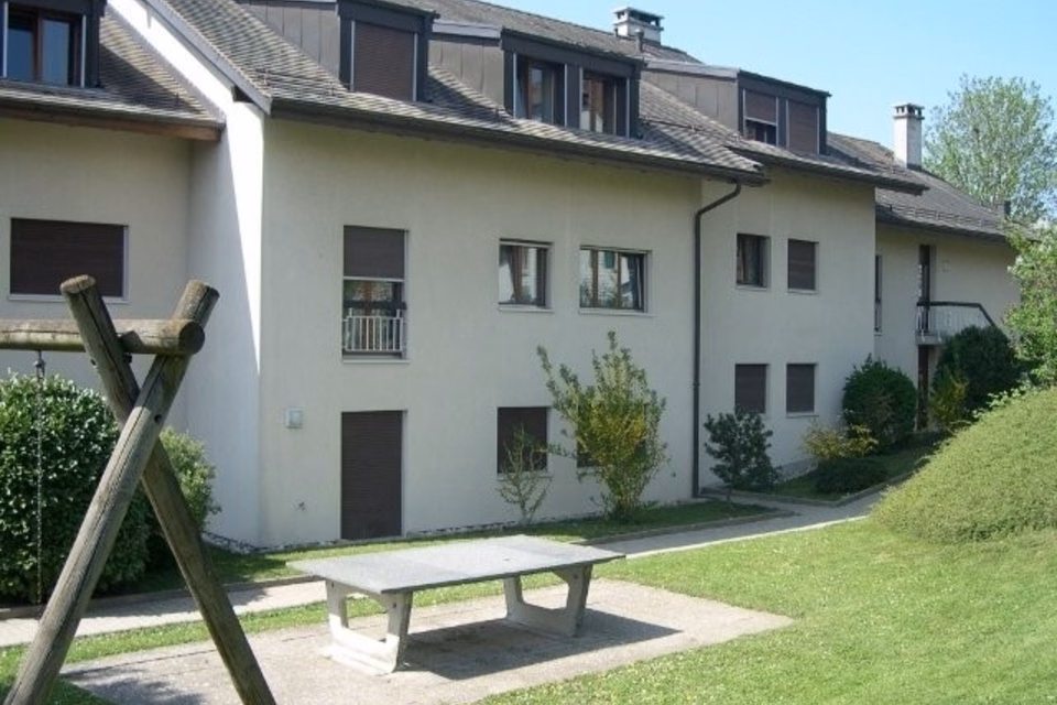 Place de parc intérieure à louer !, Le Cheminet, 1305 Penthalaz, Vaud, CH