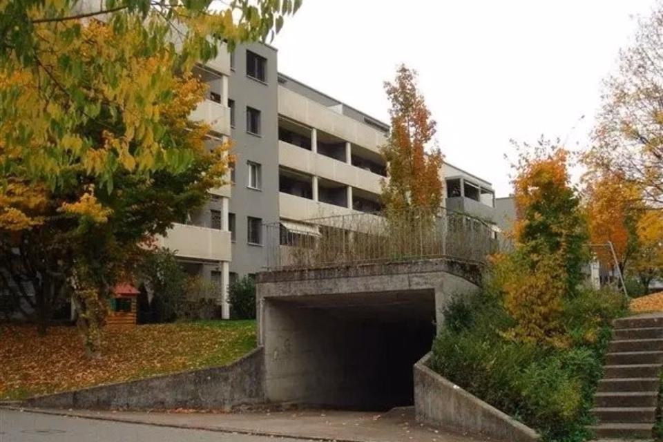 Places de parking à louer près de la gare et de la piscine !, Seminarstrasse, 5430 Wettingen, Aargau, CH