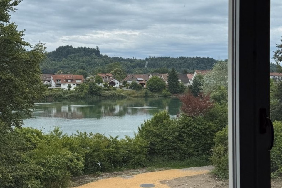Attraente superficie commerciale in zona industriale - direttamente sul Reno, Rheinstrasse 74, Bau, 4323 Wallbach, Aargau, CH