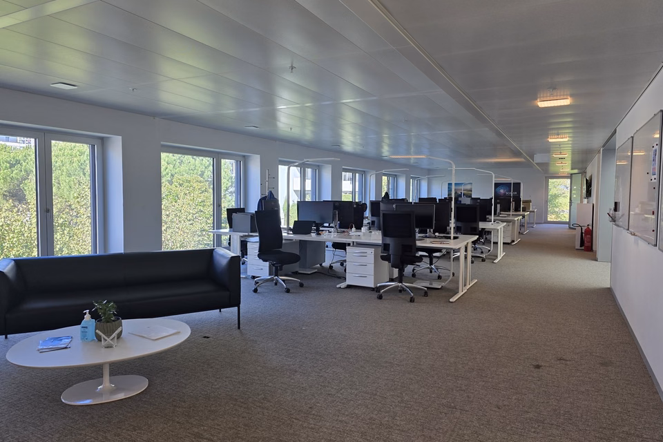 Superficie di 600 m² disponibile a Vidy-Ouchy!, Avenue de Rhodanie, 1007 Lausanne, Vaud, CH