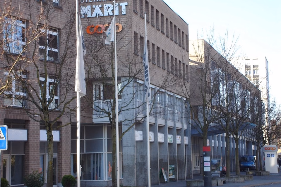 Il vostro nuovo posto auto coperto al Steinhölzli-Märit, Kirchstrasse 2-8,, 3097 Liebefeld, Bern, CH