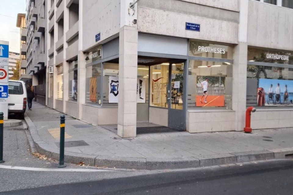 Arcade à louer d'environ 120m2 - Quartier de l'Hôpital, Boulevard de la Cluse, 1205 Genève, Geneva, CH