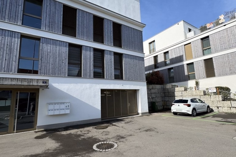 Assurez-vous votre place de parking couverte à Eiken !, Hauptstrasse, 5074 Eiken, Aargau, CH