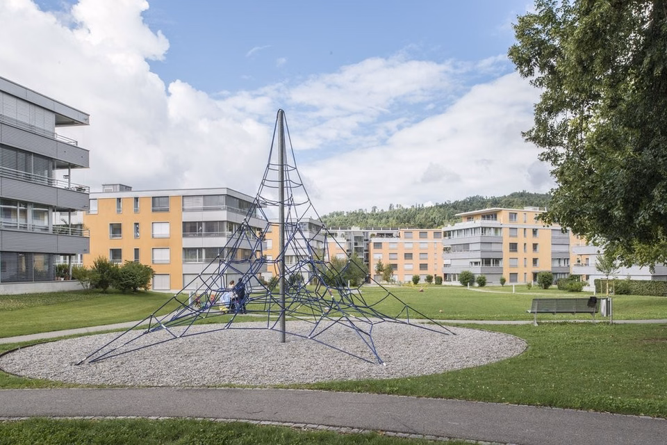 Cerchi un posto auto vicino alla piscina?, Altenburg, 5430 Wettingen, Aargau, CH
