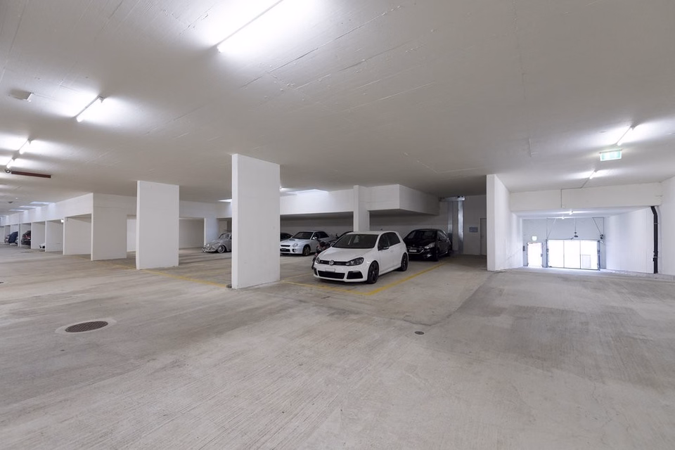 Place de parc à louer, Sellenbüren 55,, 8143 Stallikon, Zurich, CH