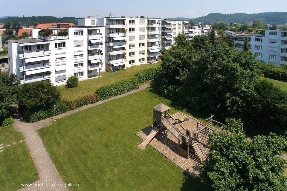Garage sotterraneo in affitto a Oberentfelden, Badmatte (EH), 5036 Oberentfelden, Aargau, CH