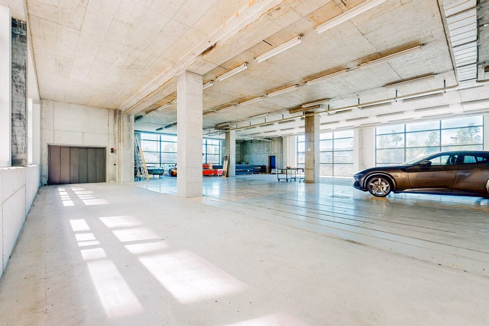 R4 - Directement sur l'autoroute, Richtistrasse, 8304 Wallisellen, Zurich, CH