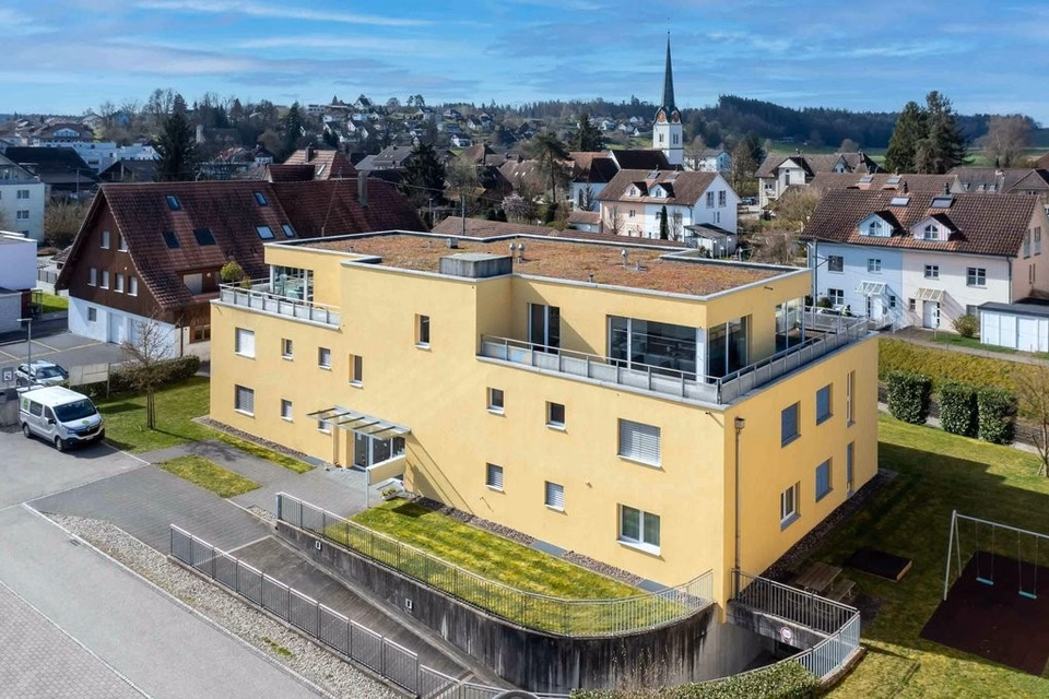 Looking for a parking space?, Friedhofstrasse 17,, 4912 Aarwangen, Bern, CH