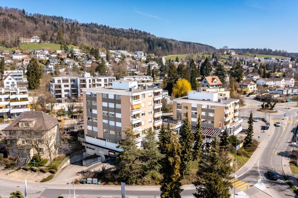 Bureau lumineux / Bail à durée déterminée jusqu'au 31 décembre 2027, Weiningerstrasse, 8103 Unterengstringen, Zurich, CH