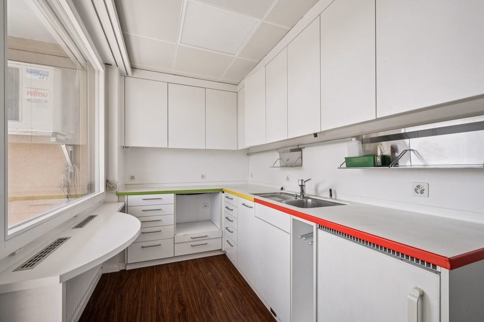 Large office space — fixed-term / 31.12.2027, Weiningerstrasse, 8103 Unterengstringen, Zurich, CH