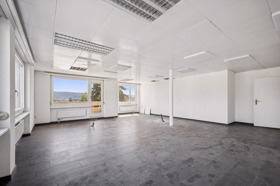Surface de bureau au 1er étage — emplacement de premier ordre !, Weiningerstrasse, 8103 Unterengstringen, Zurich, CH