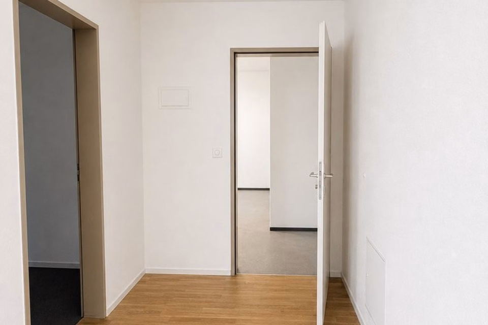 Votre nouveau local commercial ! Idéal pour bureau, cabinet et plus encore, Friedhofstrasse, 5610 Wohlen, Aargau, CH