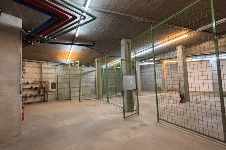Spacious 620 m² warehouse ideally located in Clarens!, Rue des Vaudrès, 1815 Clarens, Vaud, CH