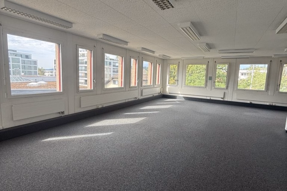 208 m² di superficie ad uso ufficio nel centro di Wohlen, Zentralstrasse, 5610 Wohlen, Aargau, CH