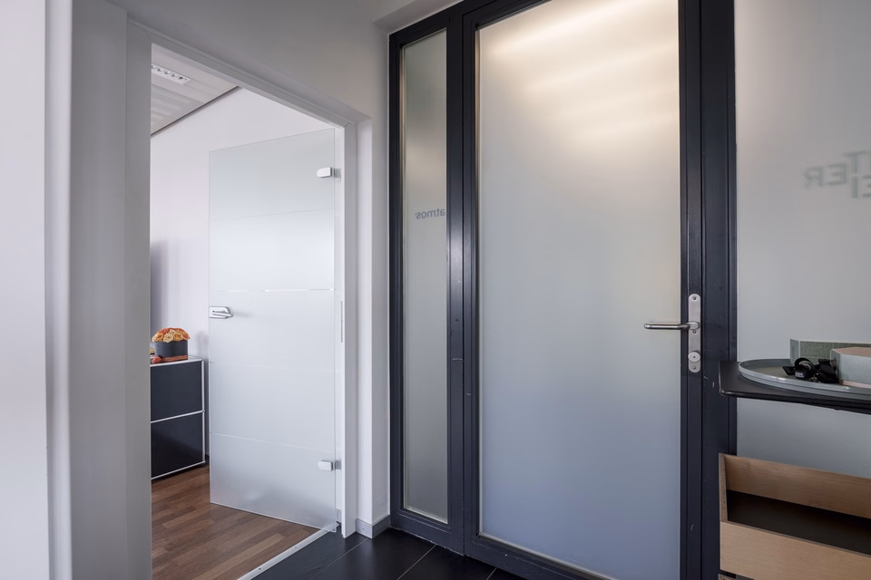 Portate la vostra azienda sulla strada del successo!, Europa-Strasse, 8152 Glattbrugg, Zurich, CH