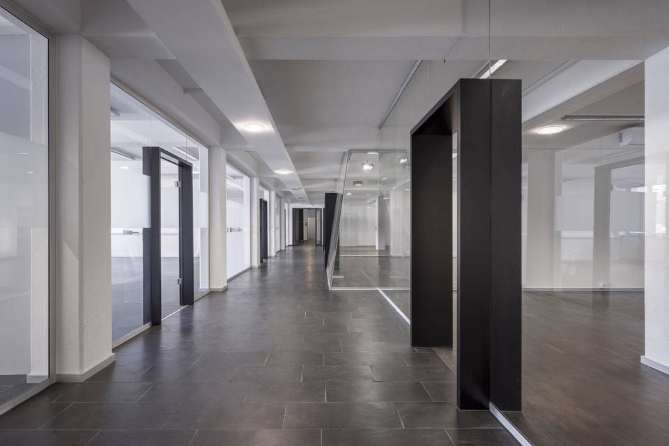 Representative office and showroom space with unbeatable advantages, Europa-Strasse, 8152 Glattbrugg, Zurich, CH
