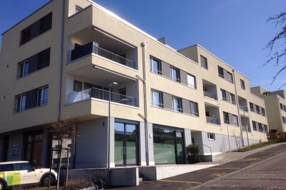 Place de parc extérieure à proximité du lac de Bienne, Schulweg 5,, 2562 Port, Bern, CH