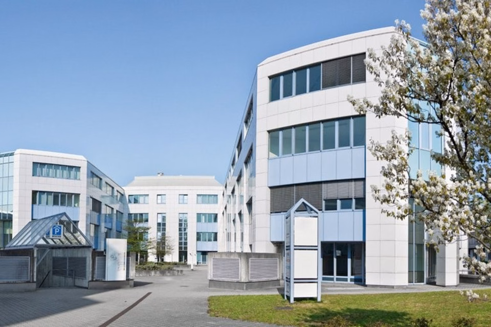 Il suo posto auto a Wallisellen - comodo, sicuro e centrale, EH Alte Winterthurerstrasse, 8304 Wallisellen, Zurich, CH