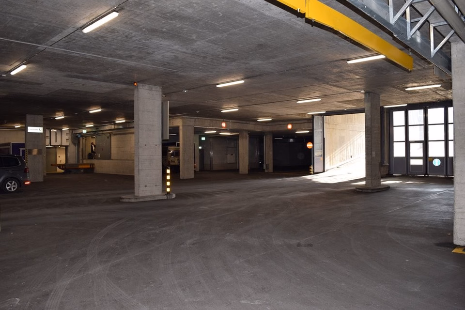 Il suo posto auto a Wallisellen - comodo, sicuro e centrale, EH Alte Winterthurerstrasse, 8304 Wallisellen, Zurich, CH