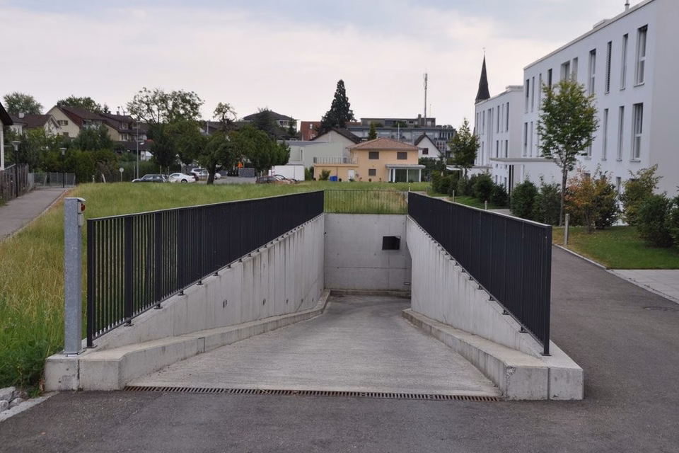 Votre place de parc pour voiture ou moto à Romanshorn, Mirabellenweg 2, 4, , Quittenweg 2, 4,, 8590 Romanshorn, TG, CH
