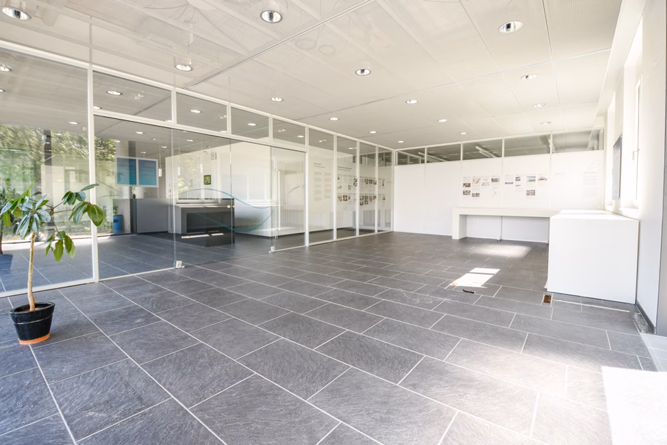 Bureaux, stockage, production, habitation - tout sous un même toit, Andhauserstrasse, 8572 Berg, Thurgau, CH