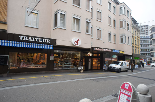 Emplacement de premier ordre à forte fréquentation piétonne - Surface commerciale à Oerlikon