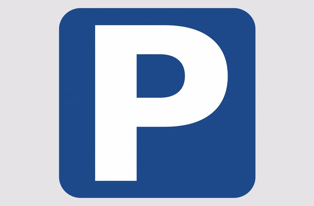 Posti auto in autorimessa e posto auto esterno da affittare