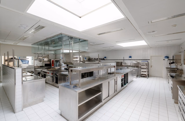 Surface de restauration prête à cuisiner au Horgen Labs Campus 201 m²