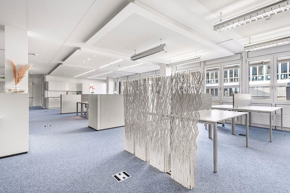 Top ausgebaute Open Space Bürofläche - lichtdurchflutet mit Sitzungsraum & Teeküche, Lerzenstrasse, 8953 Dietikon, Zurich, CH