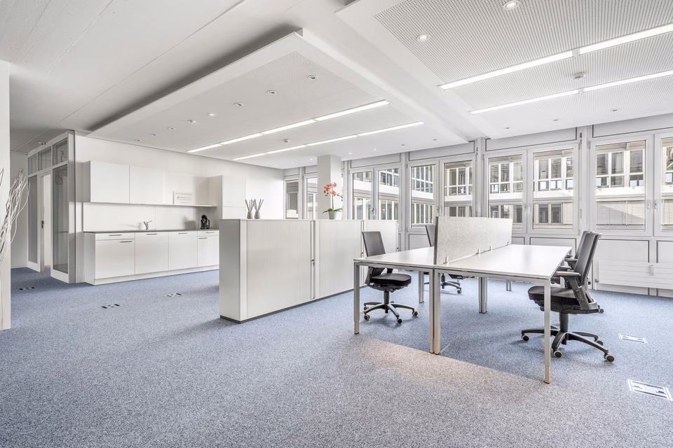Top ausgebaute Open Space Bürofläche - lichtdurchflutet mit Sitzungsraum & Teeküche, Lerzenstrasse, 8953 Dietikon, Zurich, CH
