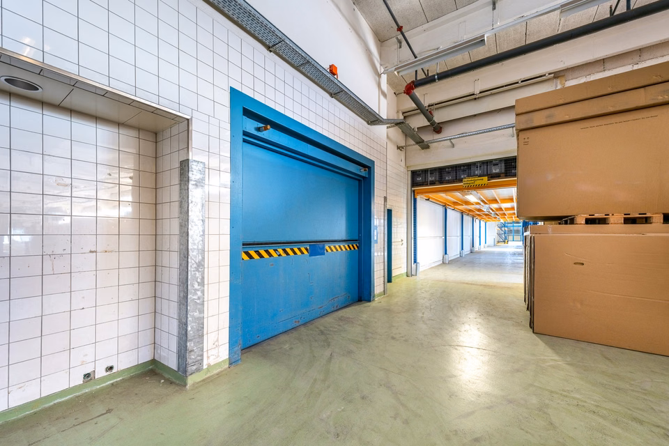 Spazi di magazzino economici con infrastrutture & collegamenti ideali, Industriestrasse, 4922 Thunstetten, Bern, CH