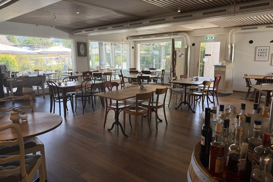 Restaurant prisé et plein de charme, Tannenstrasse, 8424 Embrach, Zurich, CH