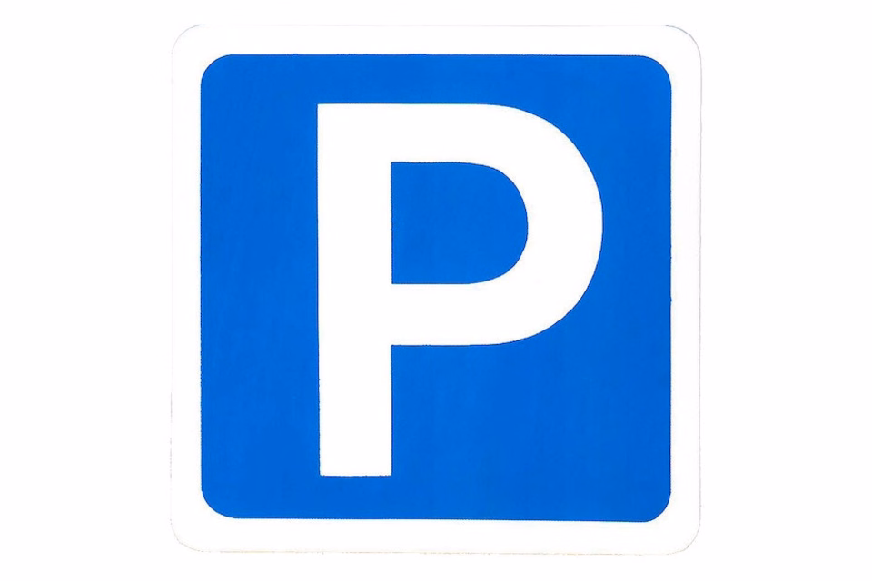 Parking space in courtyard, Löwenstrasse, 8001 Zurich, Zurich, CH
