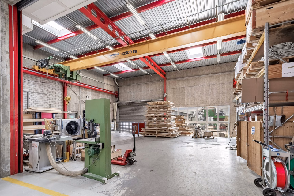 Surfaces commerciales et de production avec bureaux dès 2 000 m² - flexibles et bien desservies, Rigackerstrasse, 5610 Wohlen, Aargau, CH
