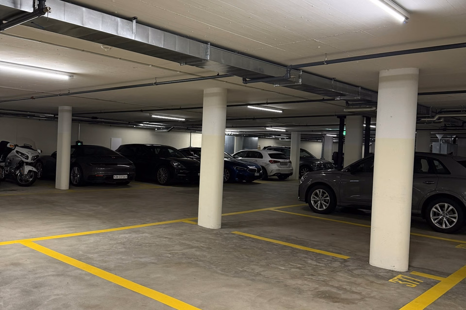 Place de parking en garage souterrain à louer au Hardturmpark, Pfingstweidstrasse, 8005 Zürich, Zurich, CH