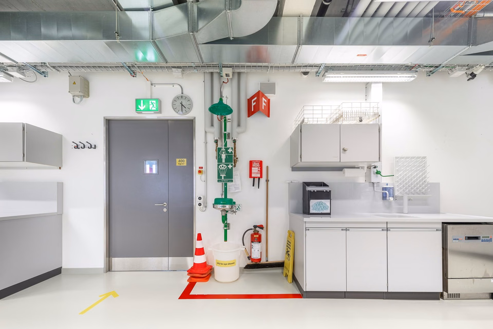 Erstklassige Labore mit BSL1 und BSL2 Standard im Horgen Labs Campus, Bachtobelstrasse, 8810 Horgen, Zurich, CH
